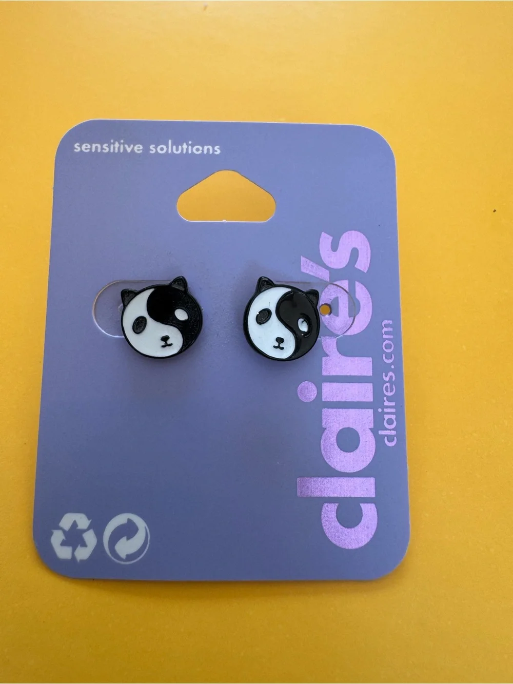 Claire's Black and White Yin Yang Cat Stud Earrings for Sensitive Ears